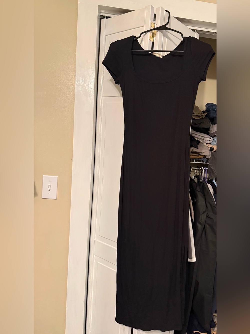 T.J.Maxx Black Scoop Neck Short Sleeve Maxi Dress
